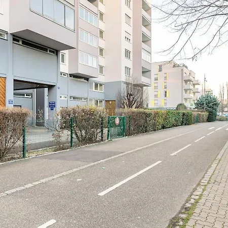 Urban Oasis, 15 Minutes From Strasbourg Historic Centre Apartment Hoenheim Exterior photo